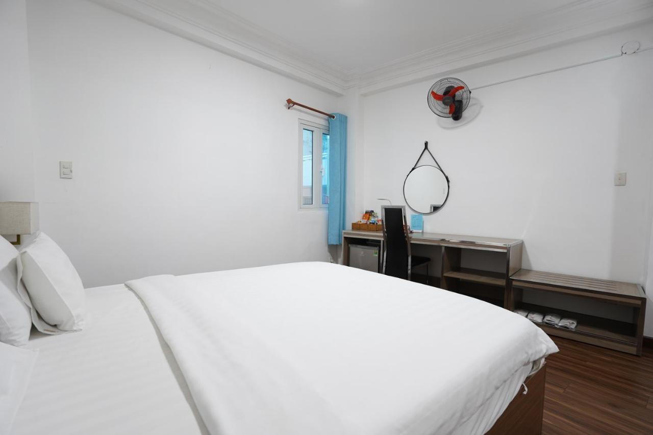A25 Hotel - 14 Pho Duc Chinh Хошимин Экстерьер фото