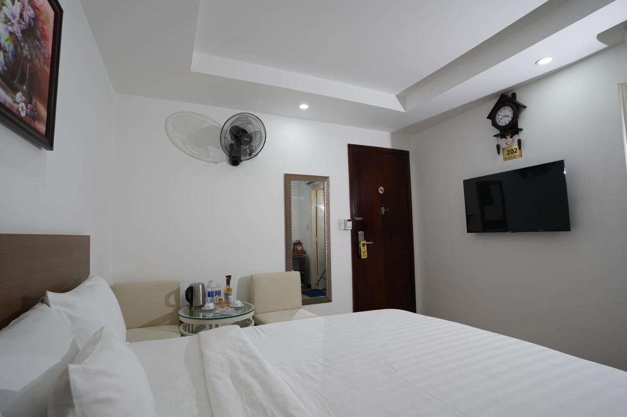 A25 Hotel - 14 Pho Duc Chinh Хошимин Экстерьер фото