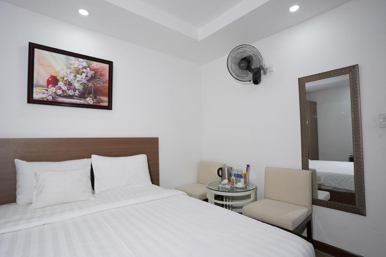 A25 Hotel - 14 Pho Duc Chinh Хошимин Экстерьер фото