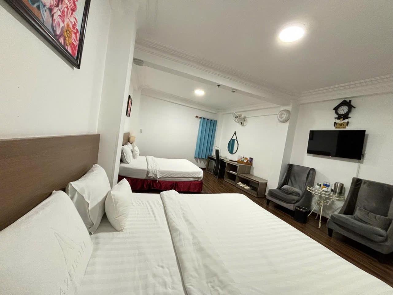 A25 Hotel - 14 Pho Duc Chinh Хошимин Экстерьер фото
