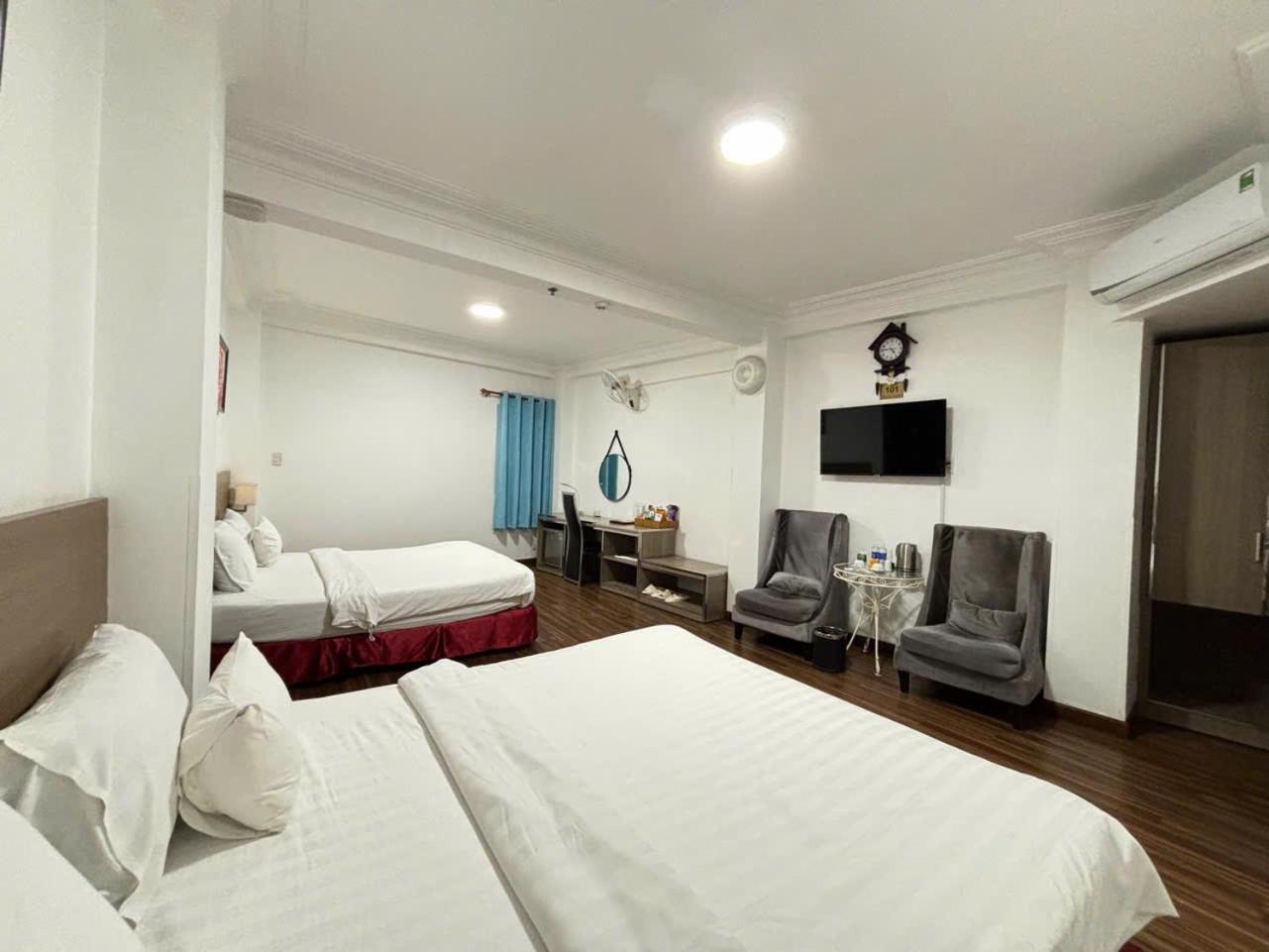 A25 Hotel - 14 Pho Duc Chinh Хошимин Экстерьер фото